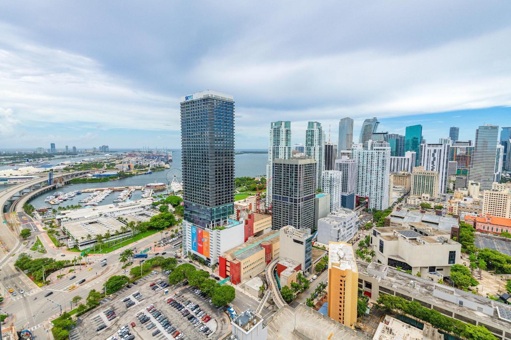 Free Parking In W Stunning Views * Miami